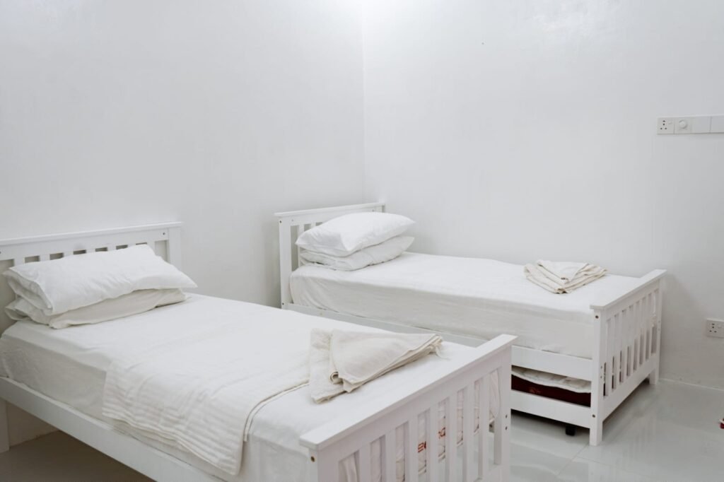 Hikifas Beach Standard Twin Rooms